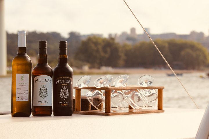 Båttur i liten grupp på floden Douro i Porto, Portugal, med vinprovning, foto 8 | wizardtrip