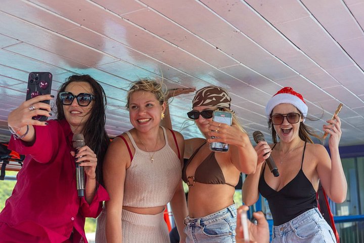 Expérience de snorkeling et de fête au bar flottant à Nha Trang, Vietnam, photo 9 | wizardtrip