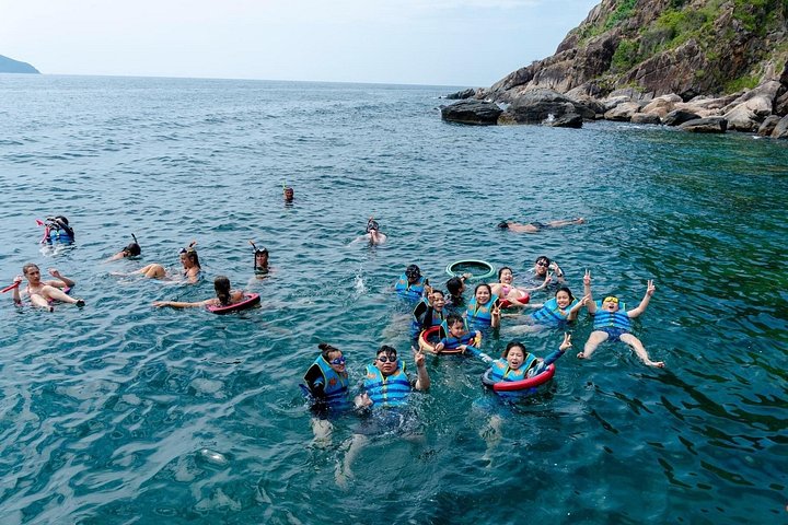 Expérience de snorkeling et de fête au bar flottant à Nha Trang, Vietnam, photo 34 | wizardtrip