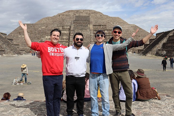Voo de balão sobre as pirâmides de Teotihuacan com café da manhã em caverna e tour cultural da Cidade do México, foto 33 | wizardtrip