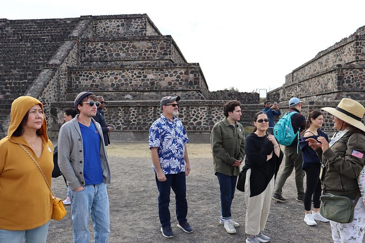 Utforska Teotihuacáns antika pyramider i Mexiko med en guidad tur från Mexico City, foto 6 | wizardtrip