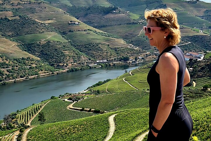 Weinreise für kleine Gruppen im Douro-Tal, Portugal, mit Weingutbesuchen, Verkostungen und Flussfahrt, Foto 8 | wizardtrip