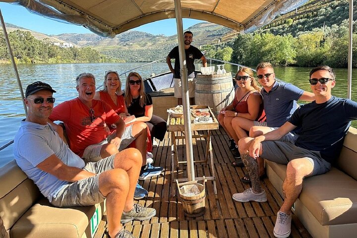Weinreise für kleine Gruppen im Douro-Tal, Portugal, mit Weingutbesuchen, Verkostungen und Flussfahrt, Foto 9 | wizardtrip