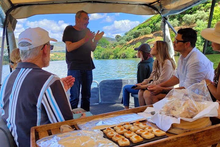 Weinreise für kleine Gruppen im Douro-Tal, Portugal, mit Weingutbesuchen, Verkostungen und Flussfahrt, Foto 14 | wizardtrip