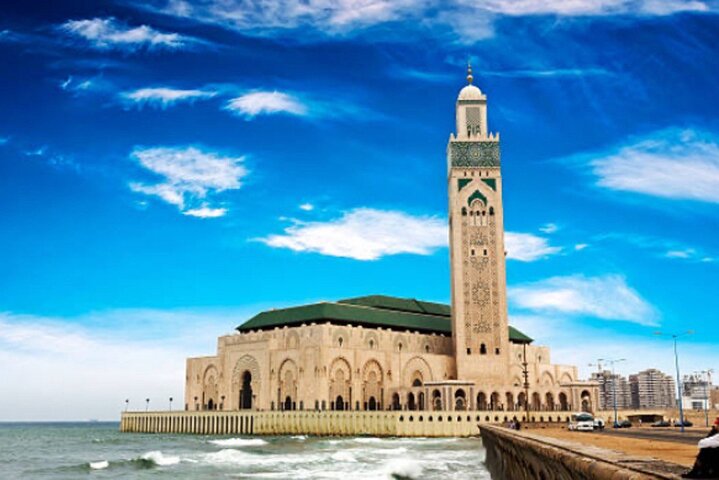 Casablanca Dévoilée : Un Voyage Privé à Travers Casablanca | wizardtrip