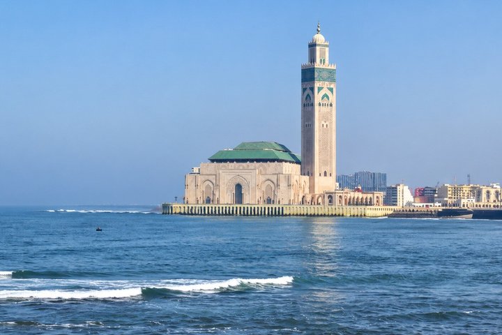 Guided tour exploring Casablanca's landmarks, markets, and beaches, photo 19 | wizardtrip