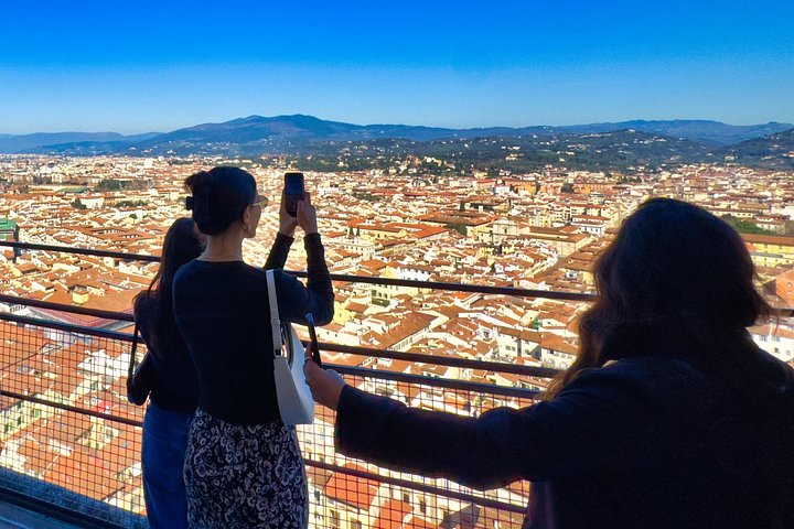 Climb to the top of Florence's Duomo for breathtaking panoramic views, photo 18 | wizardtrip