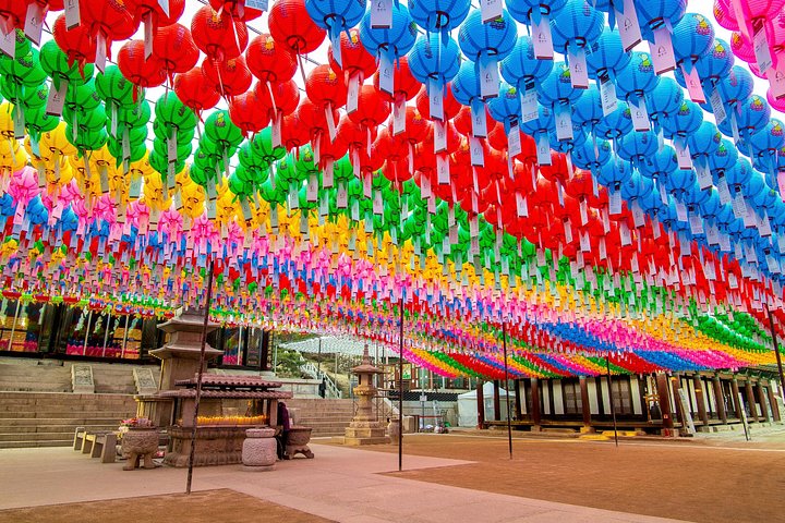 Visite guidée privée explorant les palais, temples, marchés et vues de Séoul, photo 7 | wizardtrip