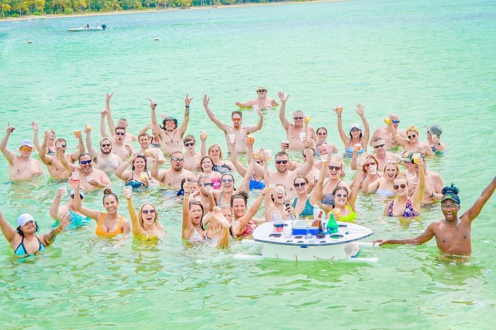 Crucero en barco solo para adultos con barra libre y snorkel en Punta Cana, foto 17 | wizardtrip