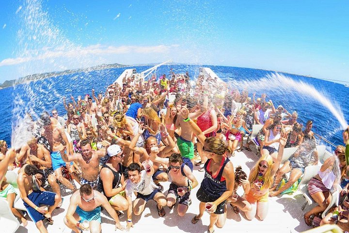 Crucero en barco solo para adultos con barra libre y snorkel en Punta Cana, foto 28 | wizardtrip