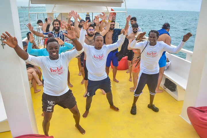 Crucero en barco solo para adultos con barra libre y snorkel en Punta Cana, foto 31 | wizardtrip