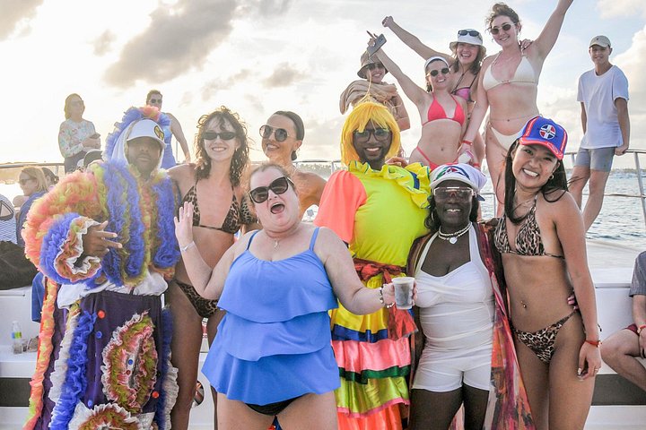 Crucero en barco solo para adultos con barra libre y snorkel en Punta Cana, foto 41 | wizardtrip