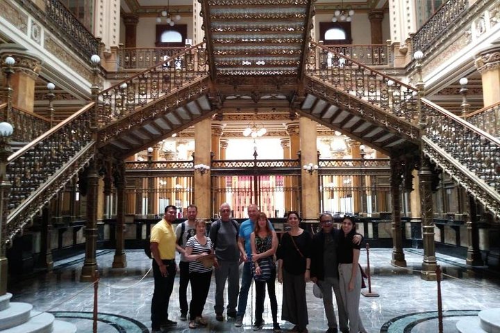 Walking tour through Mexico City's historic downtown, exploring landmarks and local culture, photo 6 | wizardtrip