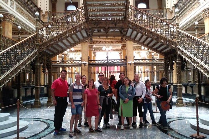 Walking tour through Mexico City's historic downtown, exploring landmarks and local culture, photo 9 | wizardtrip