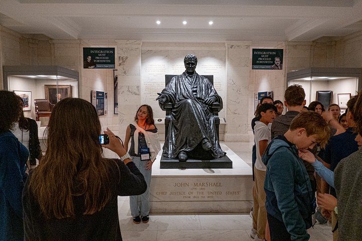 米国議会議事堂や国会図書館など、ワシントンD.C.のキャピトルヒルのランドマークを巡るガイドツアー、写真31 | wizardtrip