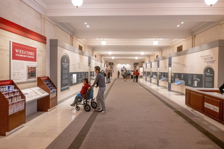 米国議会議事堂や国会図書館など、ワシントンD.C.のキャピトルヒルのランドマークを巡るガイドツアー、写真41 | wizardtrip