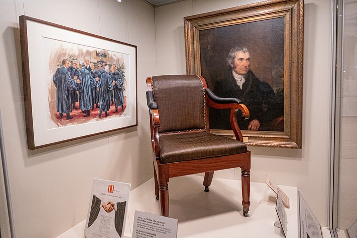 米国議会議事堂や国会図書館など、ワシントンD.C.のキャピトルヒルのランドマークを巡るガイドツアー、写真43 | wizardtrip