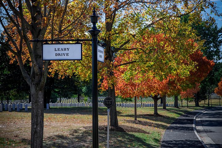 Guidet vandretur i Arlington National Cemetery, Washington DC, med vagtskifteceremoni, foto 22 | wizardtrip