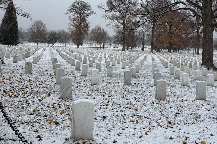 Guidet vandretur i Arlington National Cemetery, Washington DC, med vagtskifteceremoni, foto 32 | wizardtrip