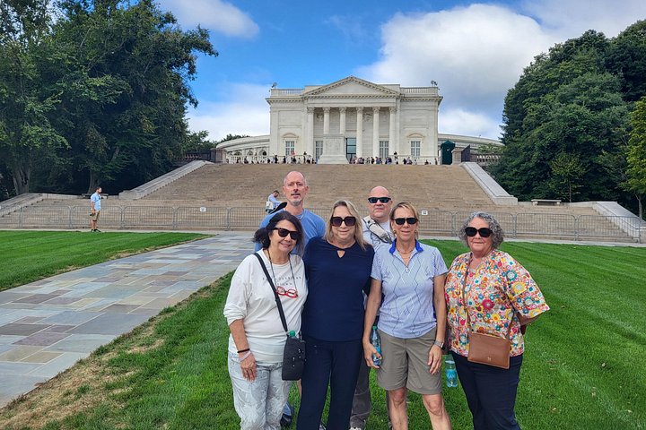 Guidet vandretur i Arlington National Cemetery, Washington DC, med vagtskifteceremoni, foto 33 | wizardtrip