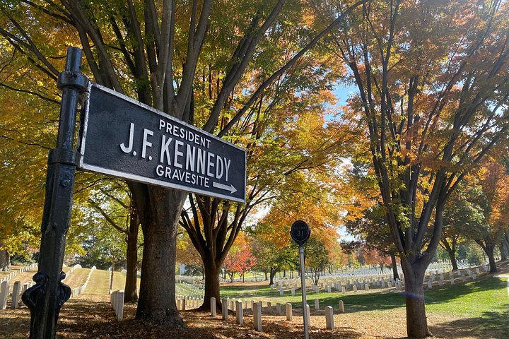 Guidet vandretur i Arlington National Cemetery, Washington DC, med vagtskifteceremoni, foto 34 | wizardtrip
