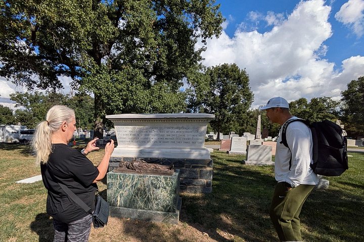 Guidet vandretur i Arlington National Cemetery, Washington DC, med vagtskifteceremoni, foto 41 | wizardtrip