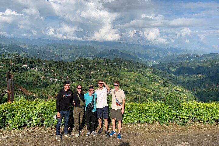 Découvrez les paysages époustouflants, les villages ethniques et les cols majestueux de la boucle de Ha Giang lors d'une aventure moto de 4 jours, photo 7 | wizardtrip