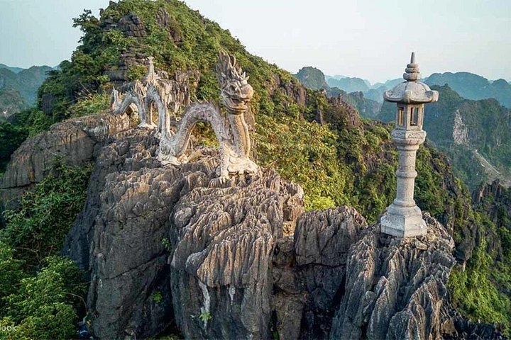 Excursion privée d'une journée à Ninh Binh depuis Hanoï, avec paysages, balades en bateau et sites culturels, photo 11 | wizardtrip