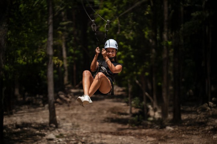 Avventura emozionante nella giungla a Cancun con ATV, zipline, cenote ed equitazione, foto 6 | wizardtrip
