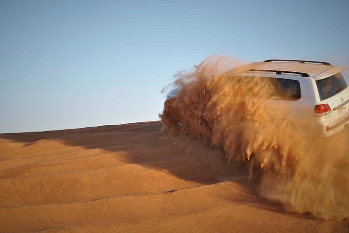 Oplev en spændende ørkensafari i Doha med dune bashing, kamelridt og sandboarding, foto 17 | wizardtrip