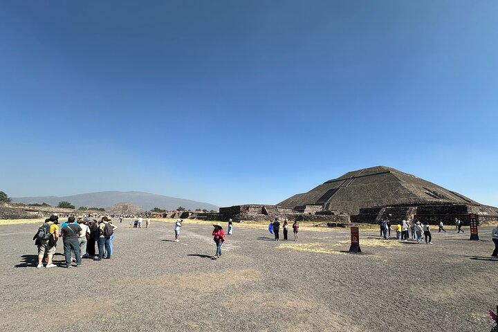 Excursion d'une journée aux pyramides de Teotihuacan, à la Basilique de Guadalupe et à la Plaza de las Tres Culturas au départ de Mexico, photo 10 | wizardtrip