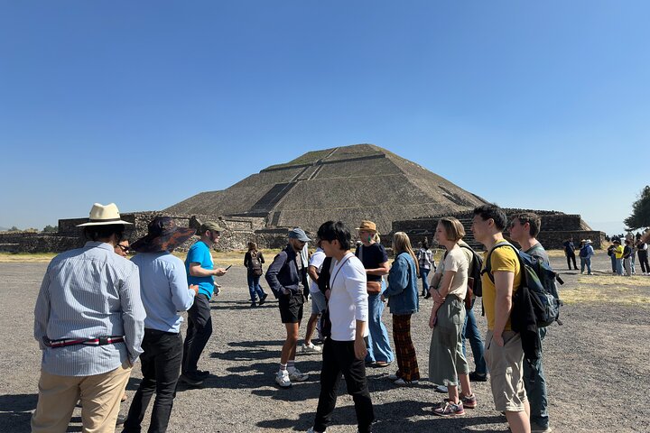 Excursion d'une journée aux pyramides de Teotihuacan, à la Basilique de Guadalupe et à la Plaza de las Tres Culturas au départ de Mexico, photo 13 | wizardtrip