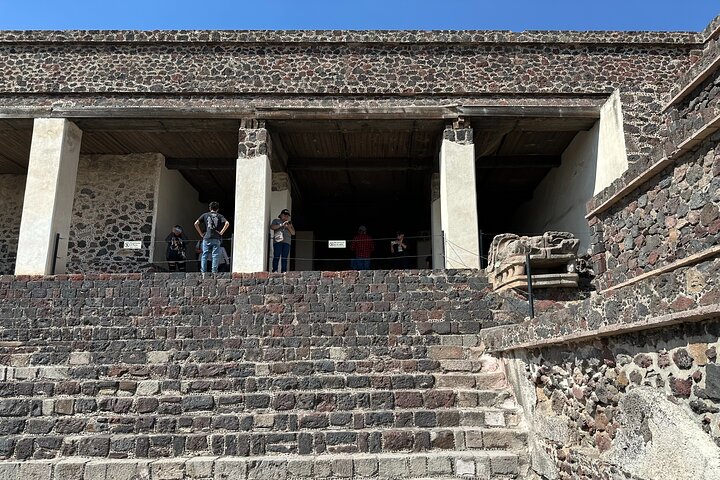 Excursion d'une journée aux pyramides de Teotihuacan, à la Basilique de Guadalupe et à la Plaza de las Tres Culturas au départ de Mexico, photo 16 | wizardtrip