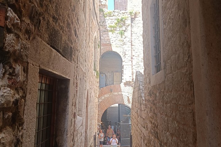 Historisk vandretur gennem Diocletians Palads og Splits gamle bydel, foto 11 | wizardtrip