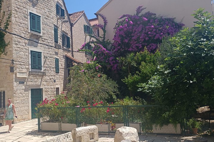 Historisk vandretur gennem Diocletians Palads og Splits gamle bydel, foto 12 | wizardtrip