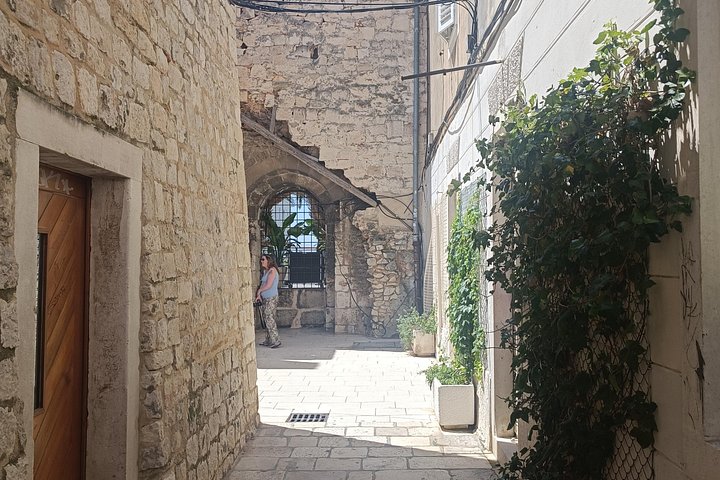 Historisk vandretur gennem Diocletians Palads og Splits gamle bydel, foto 14 | wizardtrip