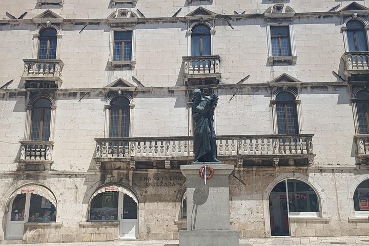 Historisk vandretur gennem Diocletians Palads og Splits gamle bydel, foto 15 | wizardtrip