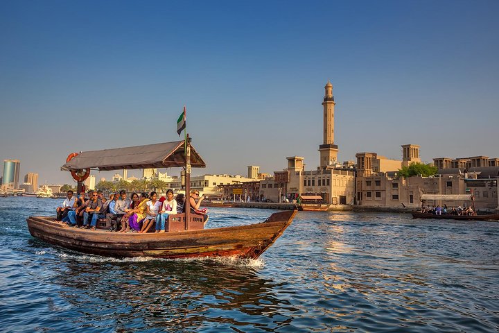 Half-Day Dubai City Tour with Blue Mosque, Creek, Souks & Abra | wizardtrip