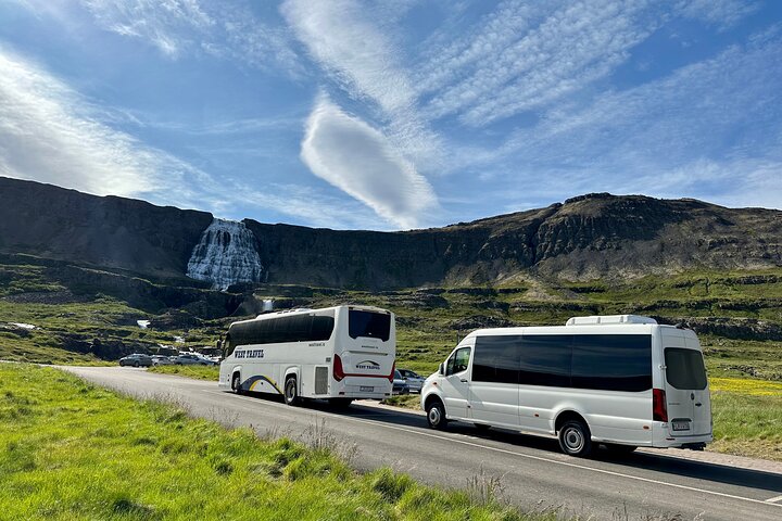Tour zum Dynjandi-Wasserfall in Ísafjörður, Island, die natürliche Schönheit und Landschaften zeigt, Foto 6 | wizardtrip