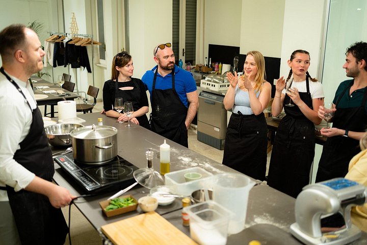 Aprende a hacer auténtica pasta italiana, gnocchi y tiramisù en una clase de cocina práctica en Milán, foto 29 | wizardtrip