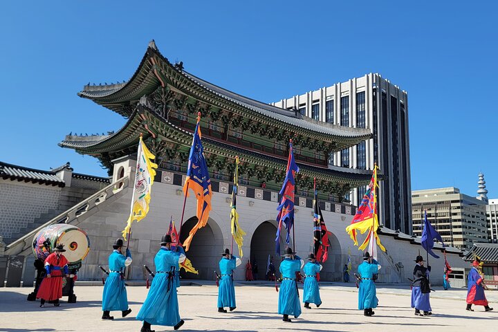 Private, anpassbare Tour zu den Highlights von Seoul, einschließlich Palästen, traditionellen Dörfern und Märkten, Foto 12 | wizardtrip