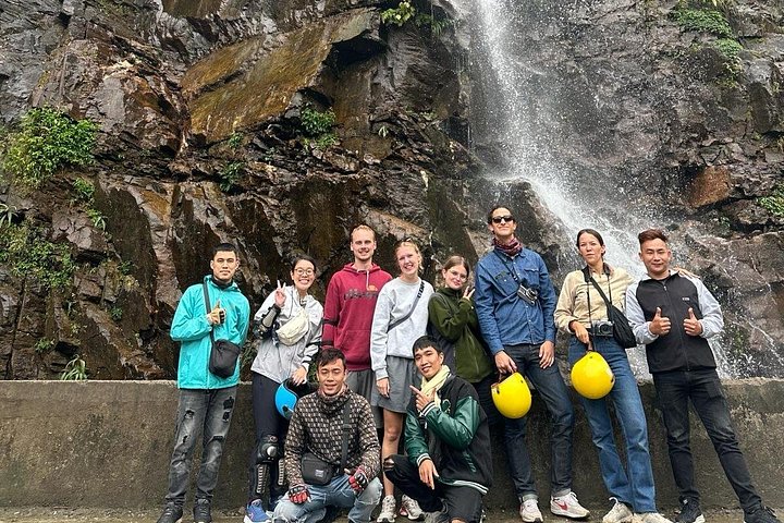 Malerische Motorradtour durch die dramatischen Landschaften von Ha Giang, einschließlich Pässe, Dörfer und kultureller Stätten, Foto 19 | wizardtrip