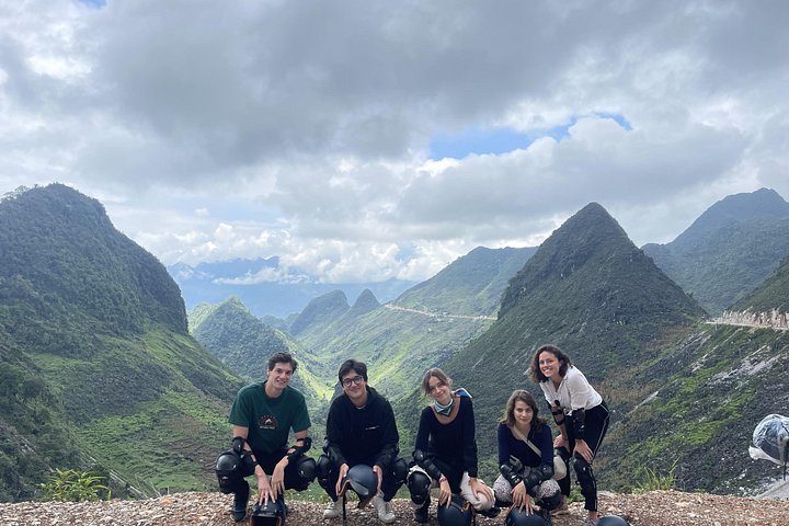 Malerische Motorradtour durch die dramatischen Landschaften von Ha Giang, einschließlich Pässe, Dörfer und kultureller Stätten, Foto 22 | wizardtrip