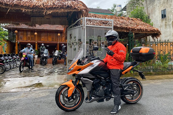 Malerische Motorradtour durch die dramatischen Landschaften von Ha Giang, einschließlich Pässe, Dörfer und kultureller Stätten, Foto 26 | wizardtrip