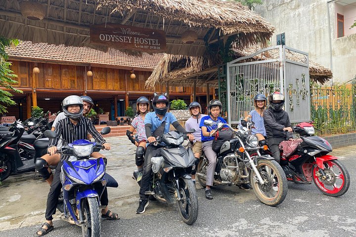 Malerische Motorradtour durch die dramatischen Landschaften von Ha Giang, einschließlich Pässe, Dörfer und kultureller Stätten, Foto 38 | wizardtrip
