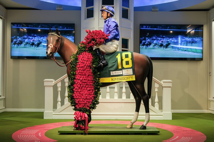 Explore o icónico Kentucky Derby Museum e a pista de corridas de Churchill Downs em Louisville, EUA, foto 6 | wizardtrip