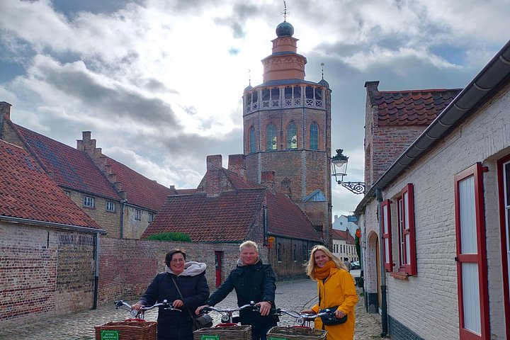 Guidet retro-sykkeltur gjennom Brugges historiske gater og skjulte perler, Belgia, foto 26 | wizardtrip