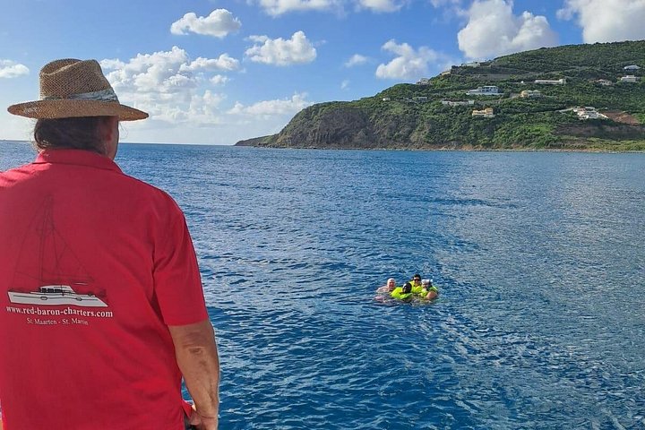 Luxury catamaran sailing and snorkeling tour in Sint Maarten with gourmet lunch and open bar, photo 10 | wizardtrip