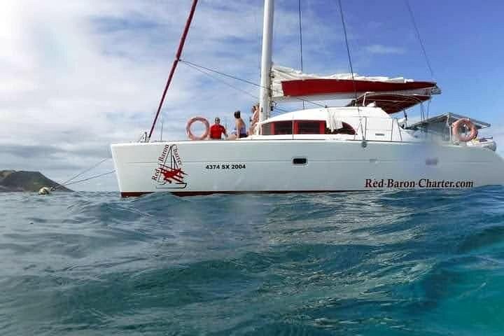 Luxury catamaran sailing and snorkeling tour in Sint Maarten with gourmet lunch and open bar, photo 11 | wizardtrip