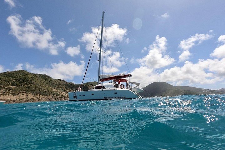 Luxury catamaran sailing and snorkeling tour in Sint Maarten with gourmet lunch and open bar, photo 16 | wizardtrip